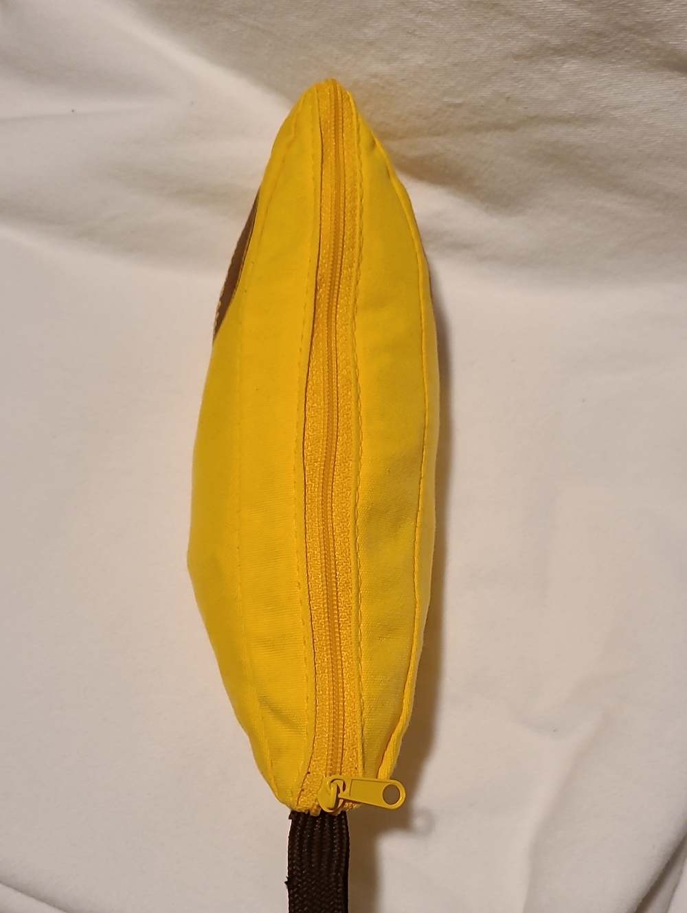 Banannagrams Tile Letter Word Game Banana Grams Yellow - Picture 9 of 11